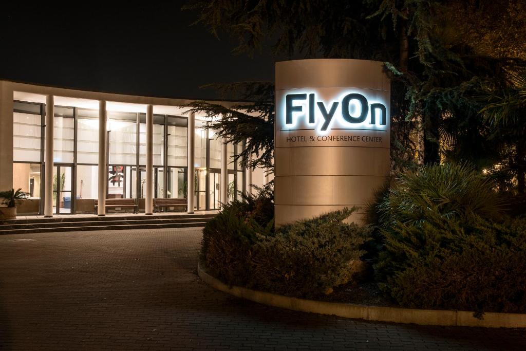 FlyOn Hotel & Conference Center - Aéroport de Bologne (BGA)