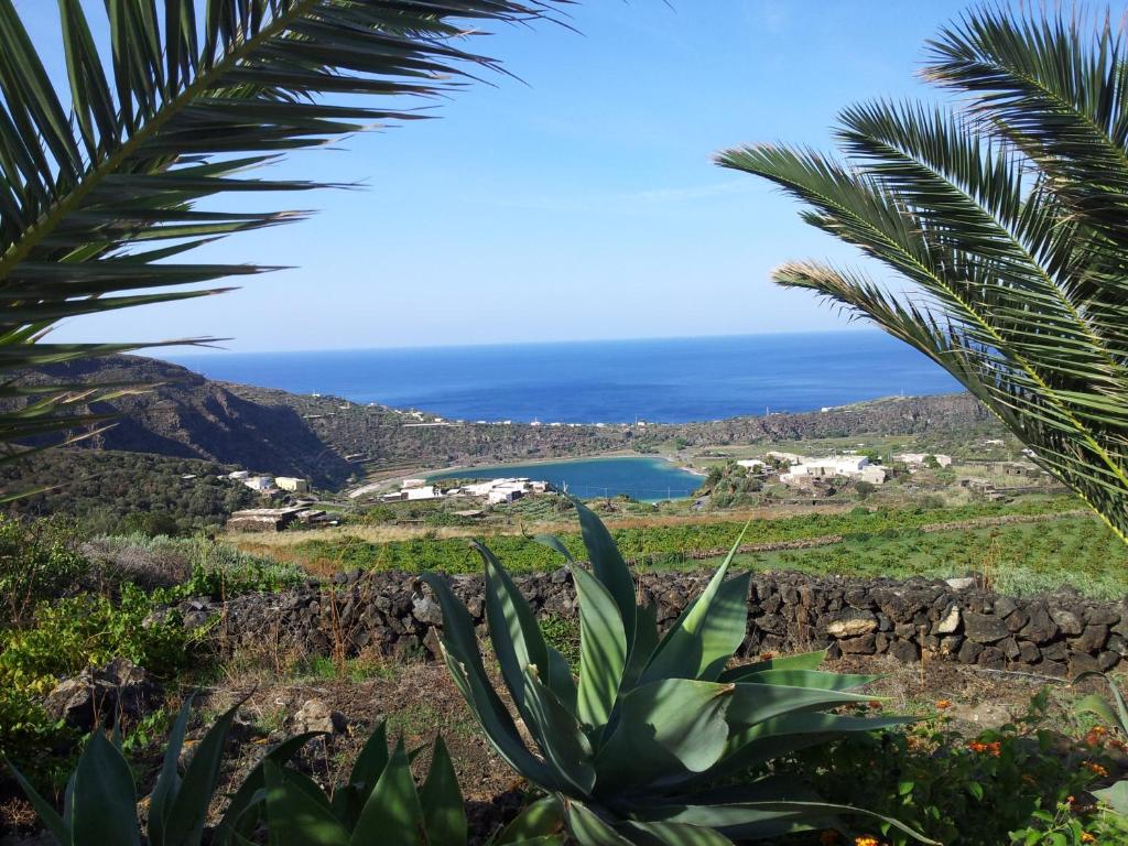 Dammusi sole nascente - Pantelleria