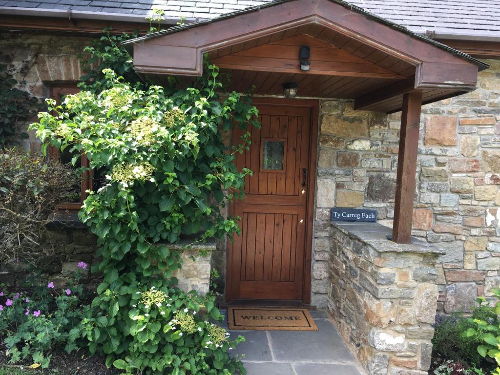 Ty Carreg Fach Staycation Cottage Cardiff - 