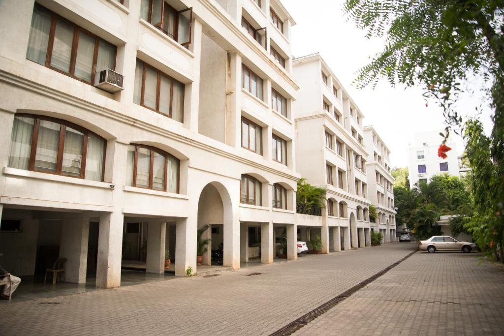 Hermitage Suites Koregaon Park Garden & Terrace Room - Pune
