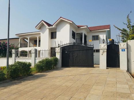 Ghana Villas and Beach house Best Price on cozycozy