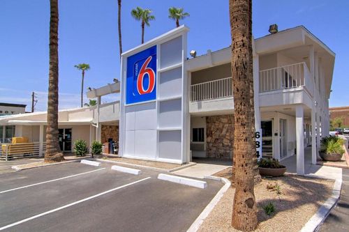 Mesa, AZ Motels at the Best Price - COZYCOZY