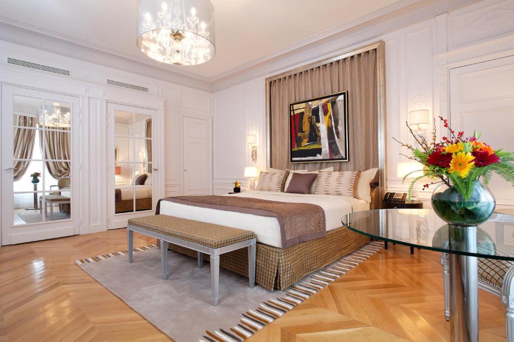 Elysees Apartments - París