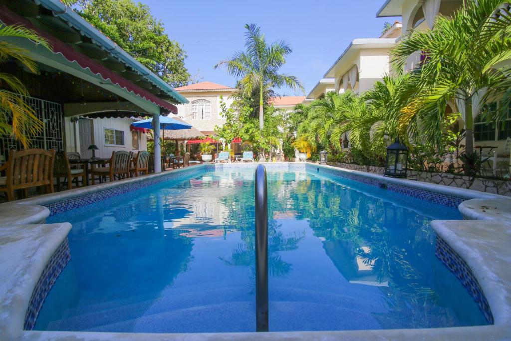 Rayon Hotel - Jamaica