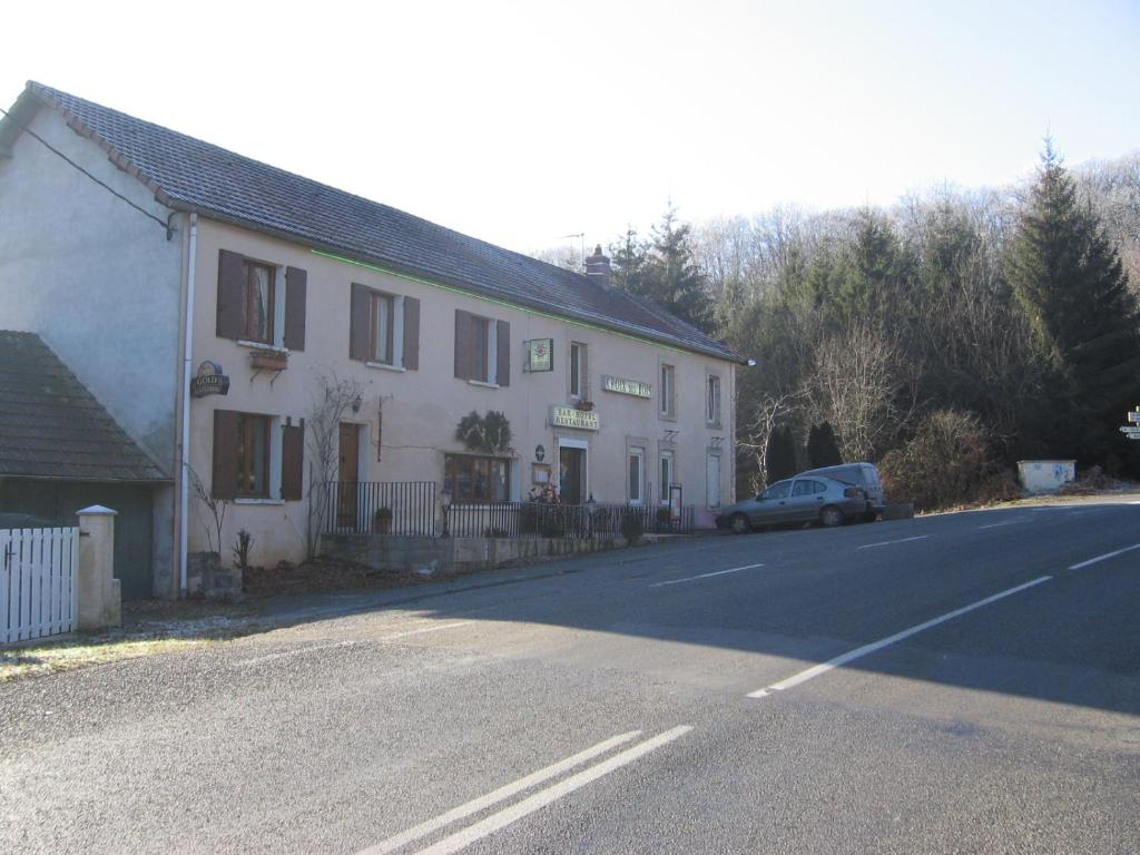 Hotel La Croix Des Bois - Allier