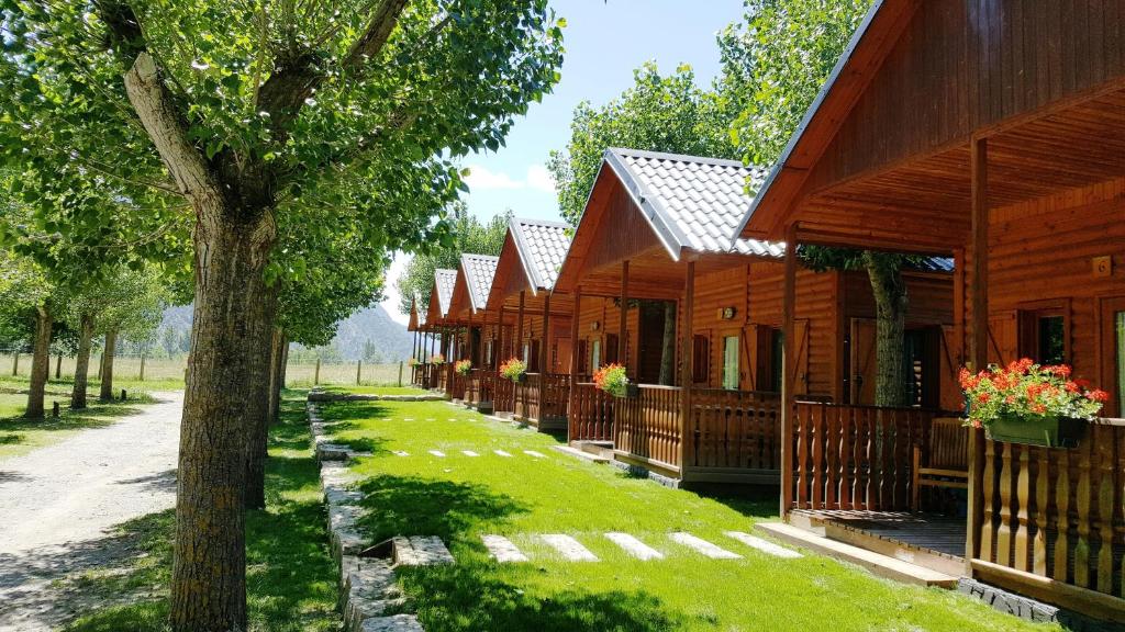 Aiguestortes Camping Resort - Ariège