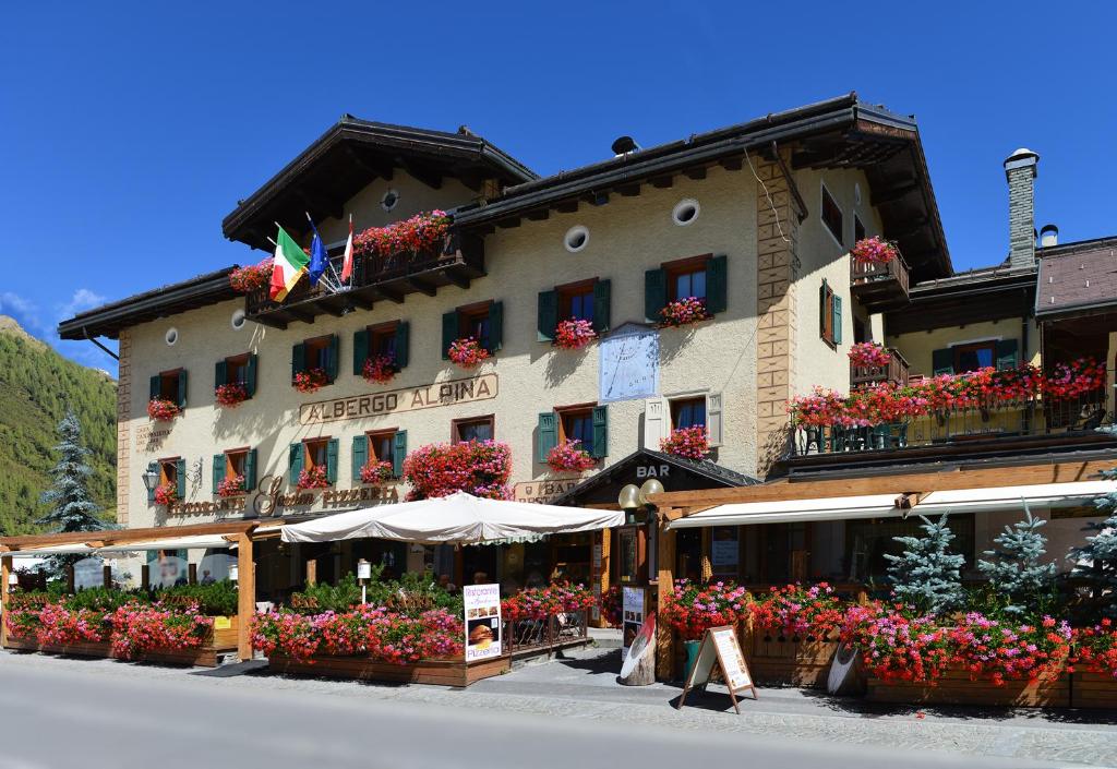 Hotel Alpina - Ливиньо
