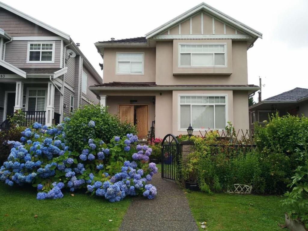 Helen's House / Close To Skytrain And Airport - Vancouver