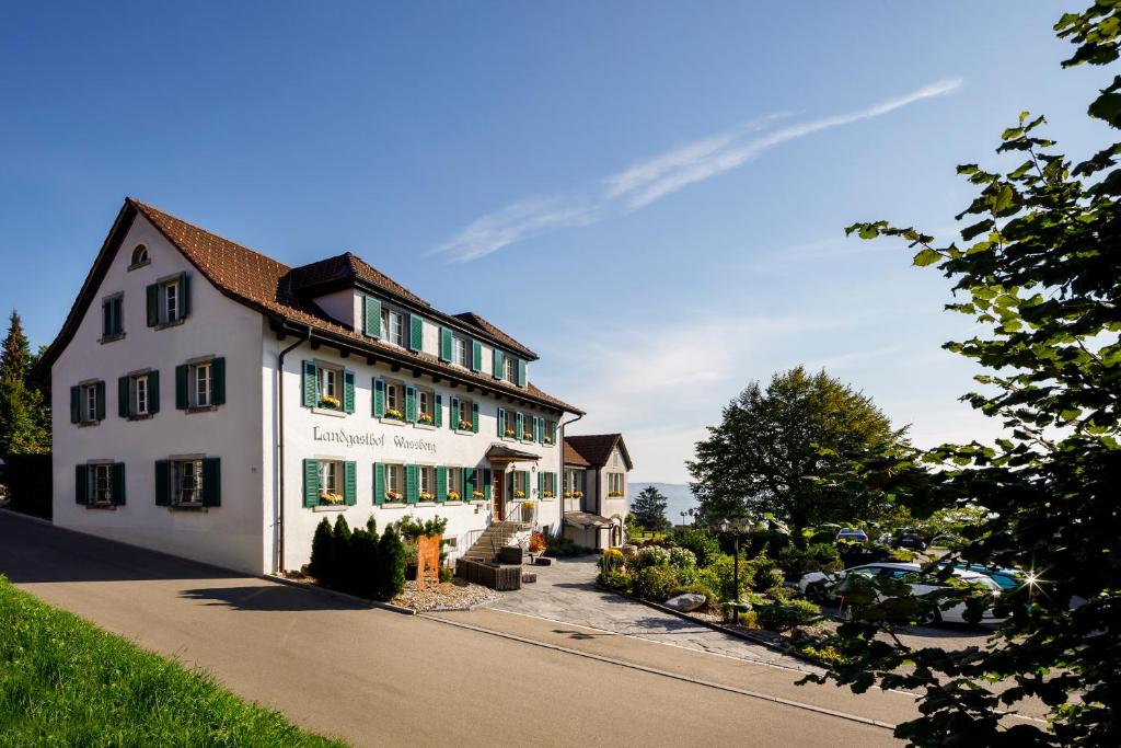 Hotel Wassberg - Erlenbach