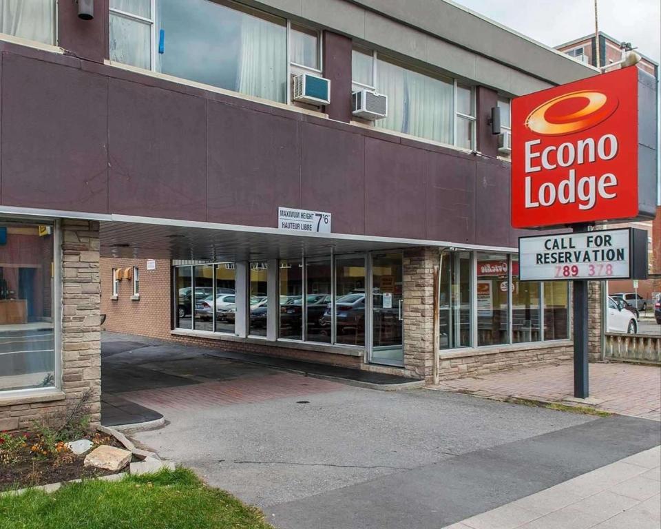 Econo Lodge Downtown Ottawa - Ottawa