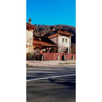 Sinaia Apartments and Condos For Rent cozycozy