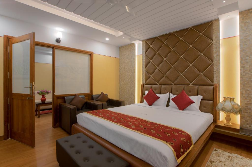 Hotel Vashanth Krishna - Nagercoil