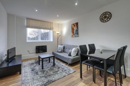 1019 Leeds Short Term and Weekly Rentals cozycozy