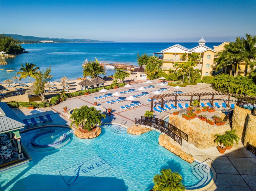 Jewel Paradise Cove Adult Beach Resort & Spa - Jamaica