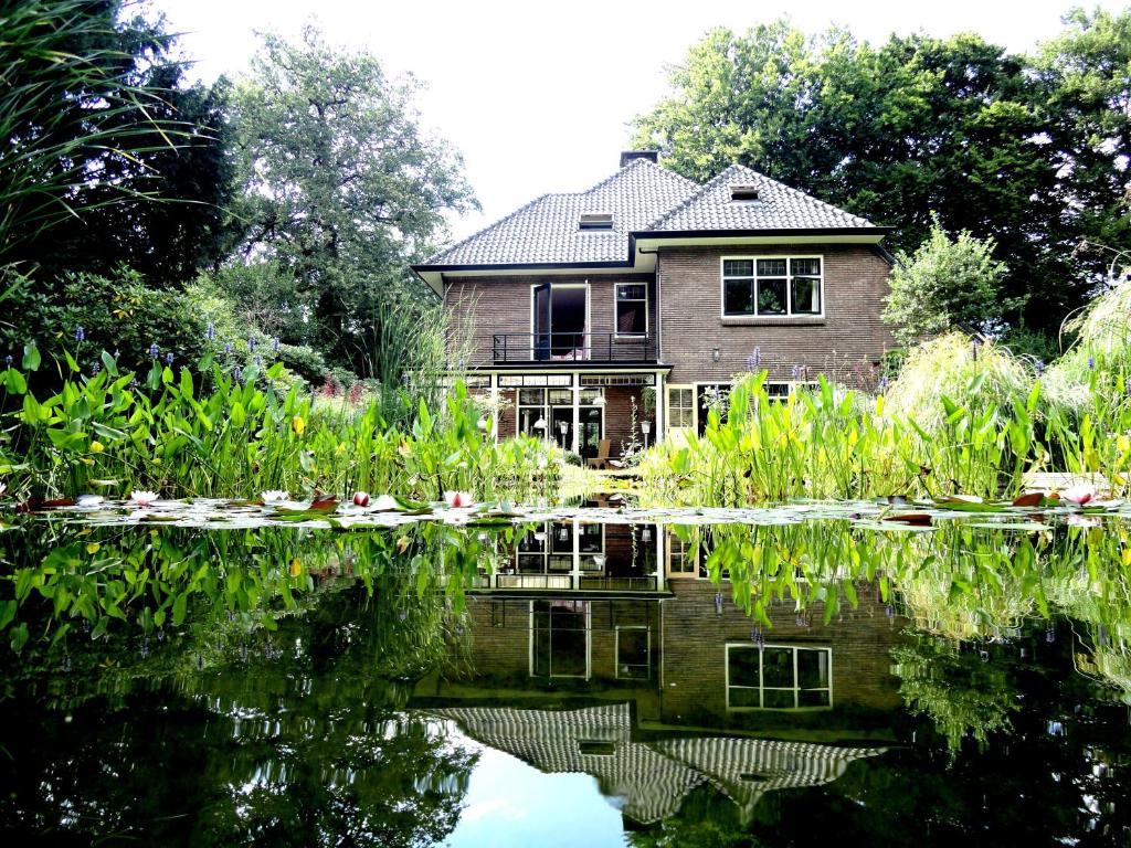 Apartment In Romantic Villa - Utrecht