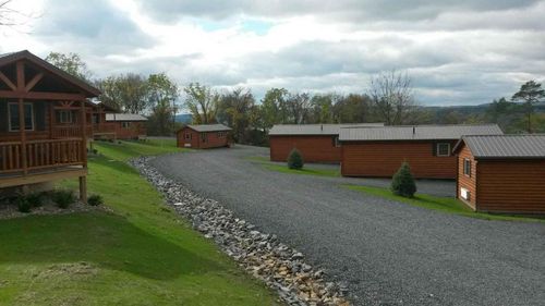 Cayuga Lake, NY Cabins Best prices on cozycozy
