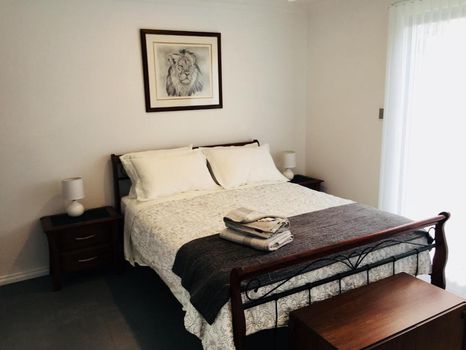 Perth Holiday Rentals and Airbnb cozycozy