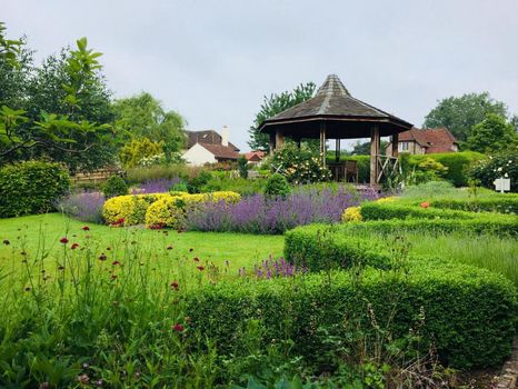 Cotswolds Vacation Rentals and Airbnb cozycozy