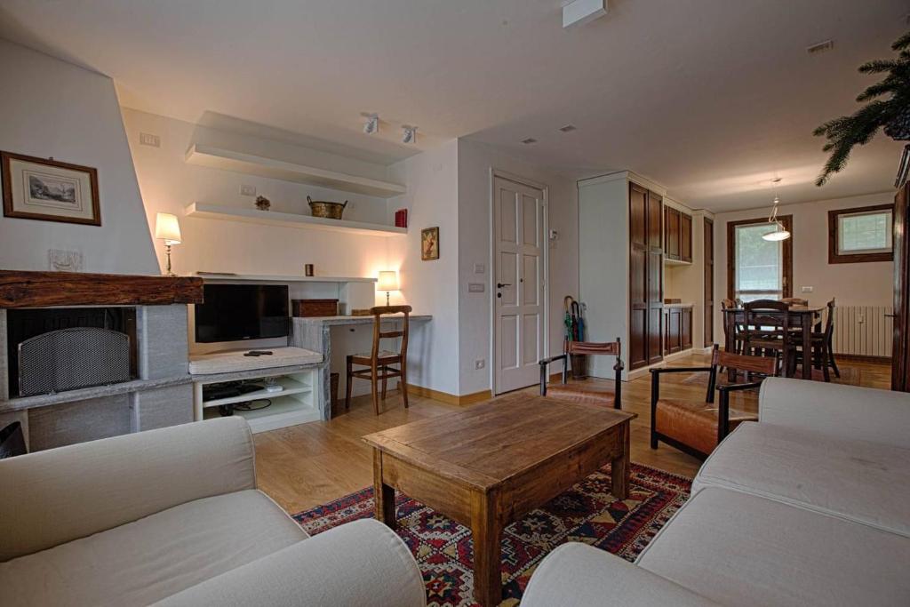 Altido Superb Apartments For 6 With Mountain View And Garden In Courmayeur - Courmayeur