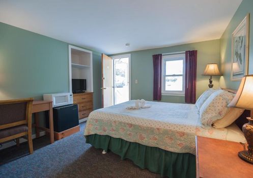 Franconia Notch State Park, Lincoln airbnb, hotels and vacation rentals