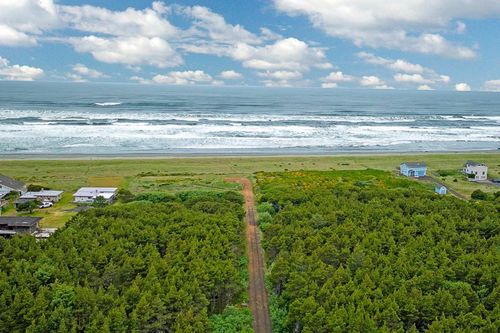 Ocean Shores Vacation Rentals and Airbnb cozycozy