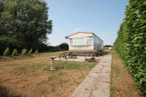 GorlestononSea Holiday Parks and RV rentals cozycozy