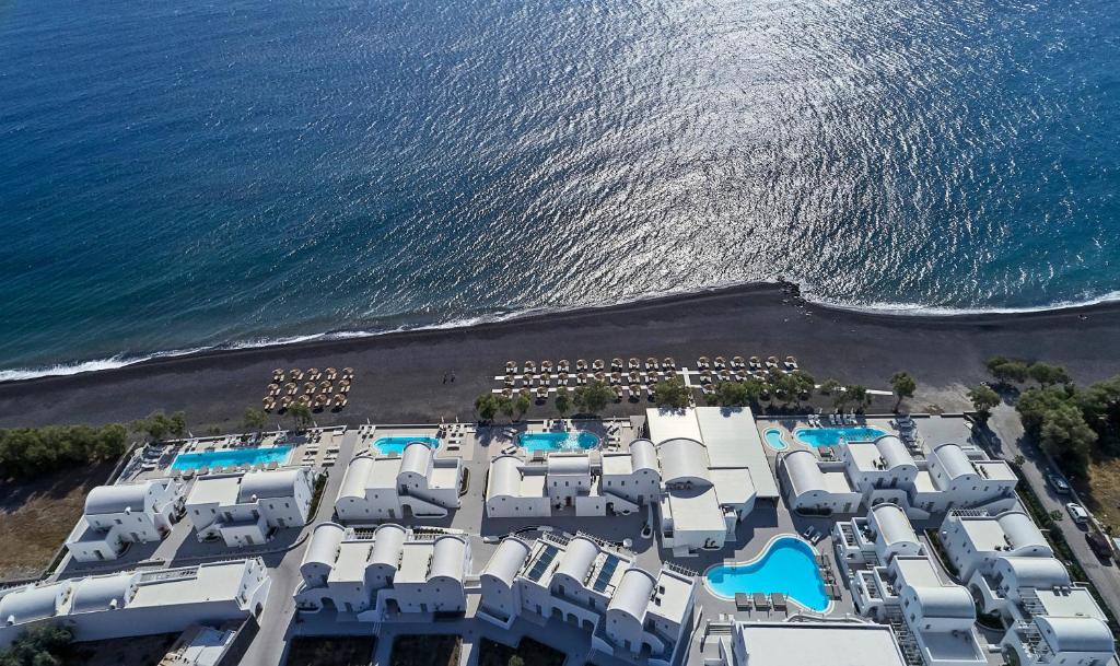 Costa Grand Resort & Spa - Santorini