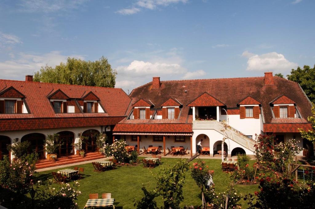 Hotel Weingut Rosenhof - Illmitz