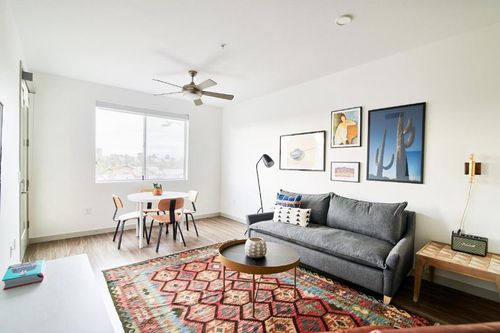 22677 Phoenix, AZ Short Term and Weekly Rentals cozycozy