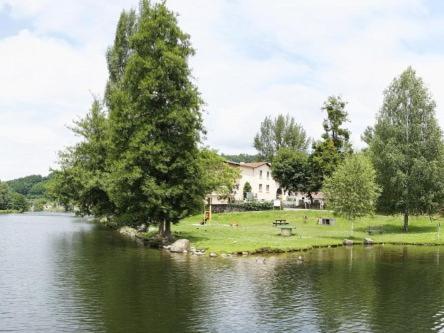 Hotel Du Lac Foix - Foix