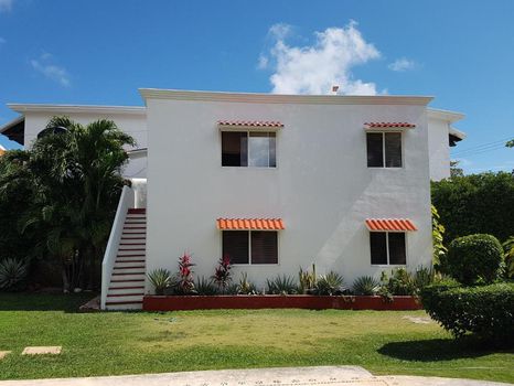5908 Cancún Short Term and Weekly Rentals cozycozy