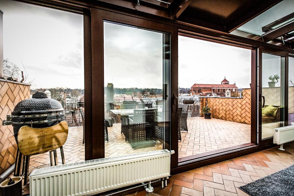 ORCHID LUXURY SUITE Best Old Town View Roof Terrace Two Bedrooms - Kaunas