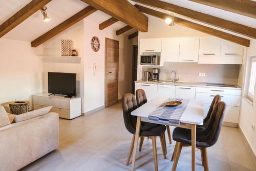 Koper Apartments and Condos For Rent cozycozy