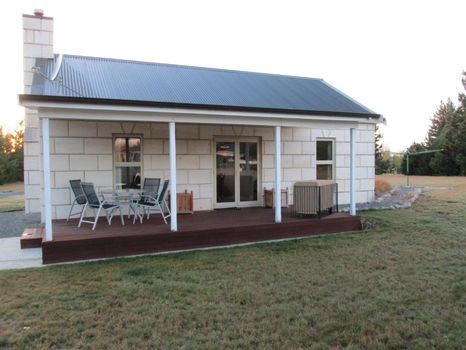 Twizel Vacation Rentals & Airbnb COZYCOZY