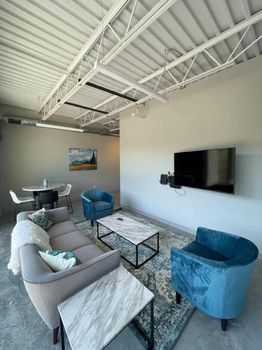 Parkville, MO Holiday Apartments and Self Catering cozycozy