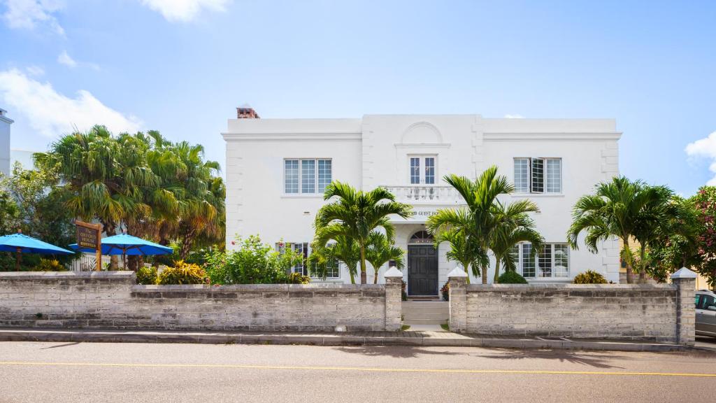 Oxford House - Bermuda