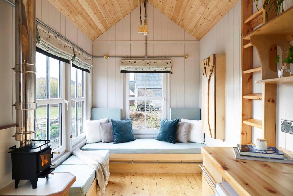 Unique tiny house in heart of the Cairngorms - Ballater