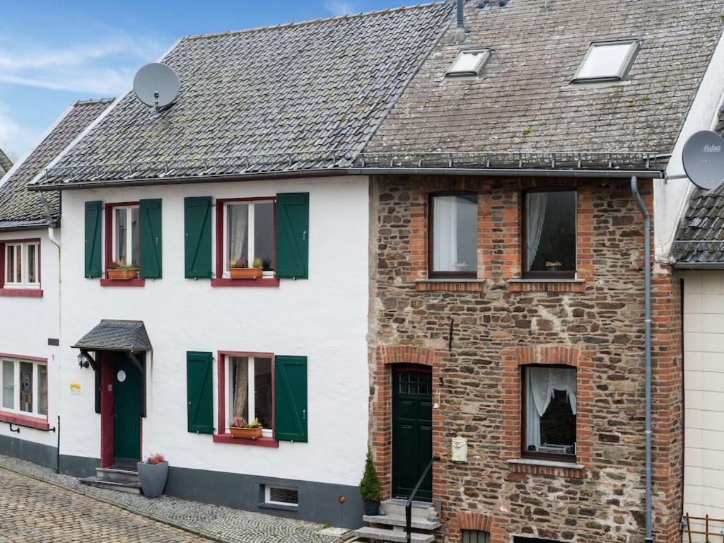Beautiful Apartment in Hellenthal Germany with Wellness Oasis - Nationalpark Eifel