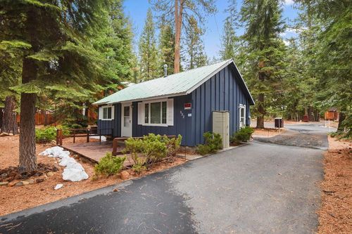 Incline Village Villas and Beach house Best Price on cozycozy