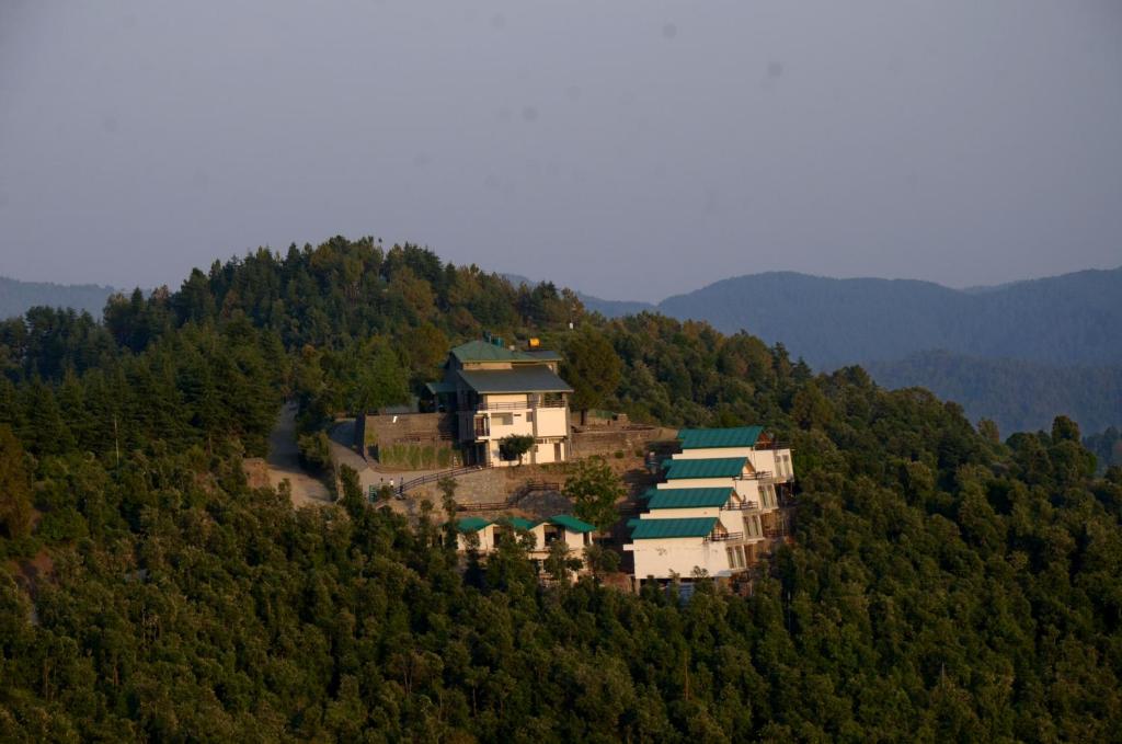 Woodsmoke Resort and Spa - Shimla