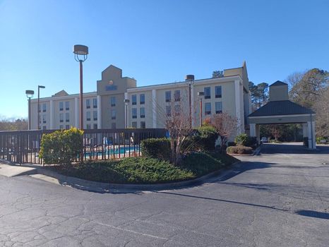 Search 6 Cheap Hotels in Thomson, GA cozycozy