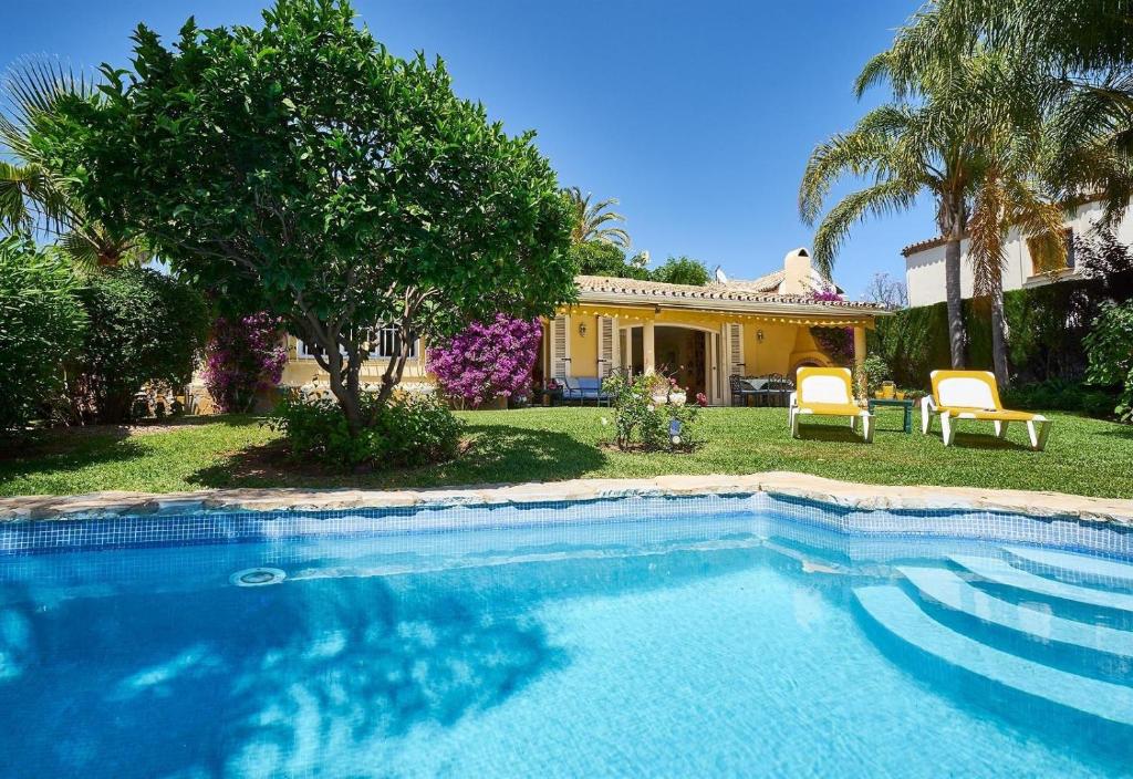 Exclusive villa in Marbella town - Marbella