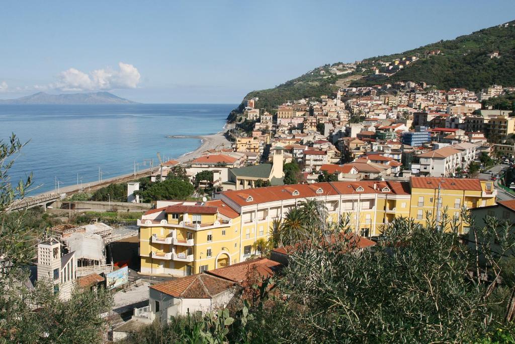 Residence Gioiosa Marea - Sicile