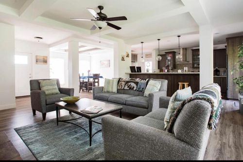 Roxbury Vacation Rentals and Airbnb cozycozy