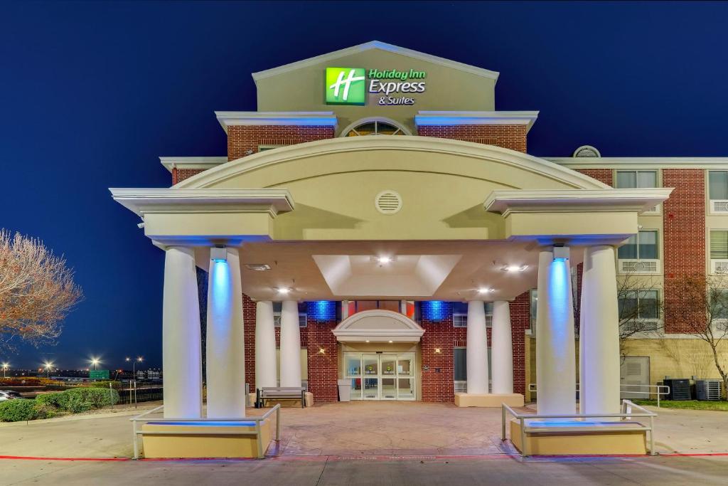 Holiday Inn Express Lake Worth NW Loop 820, an IHG Hotel - Sansom Park Trail – Fort Worth