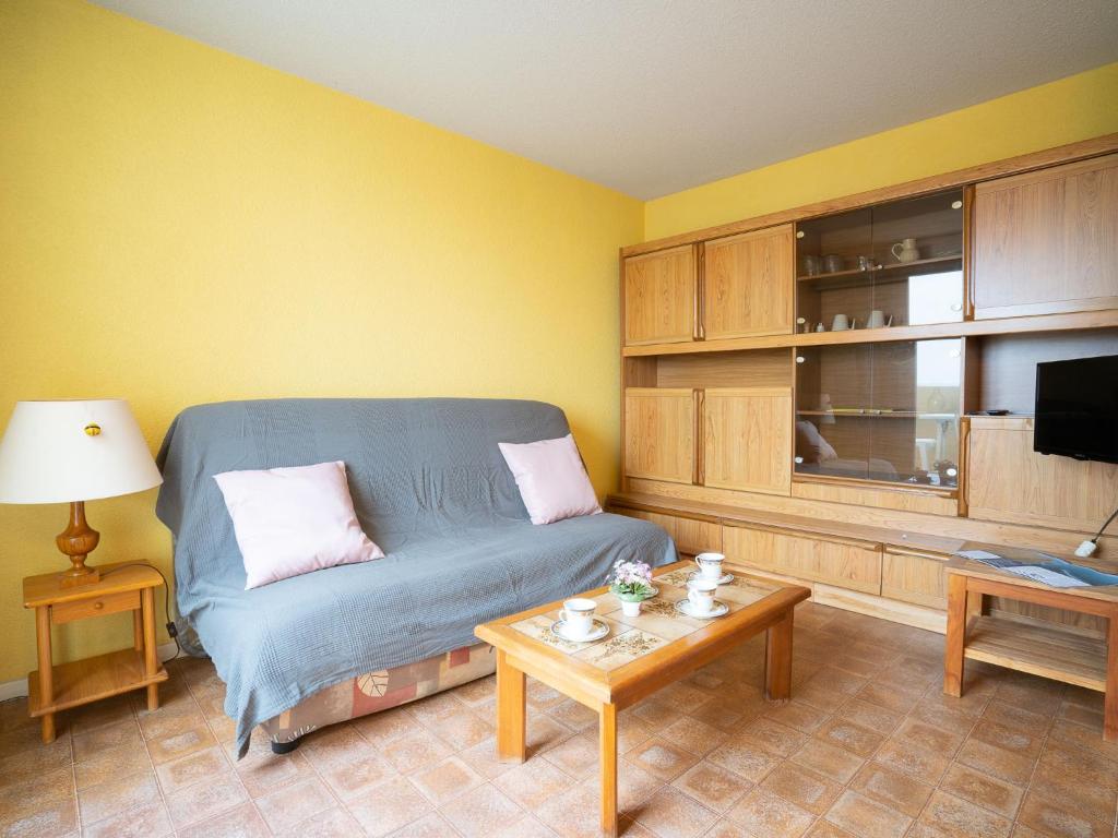 Apartment Les Sables D'or-5 By Interhome - Aigues-Mortes