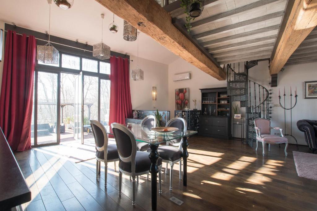 L'arlésie - Superbe Appartement Avec Terrasse - Arles