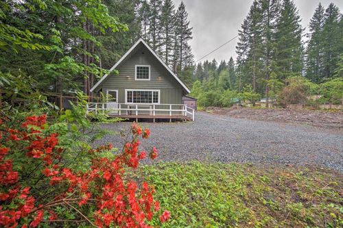 Packwood Vacation Rentals & Airbnb COZYCOZY