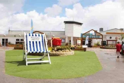 Prestatyn Apartments and Condos For Rent cozycozy