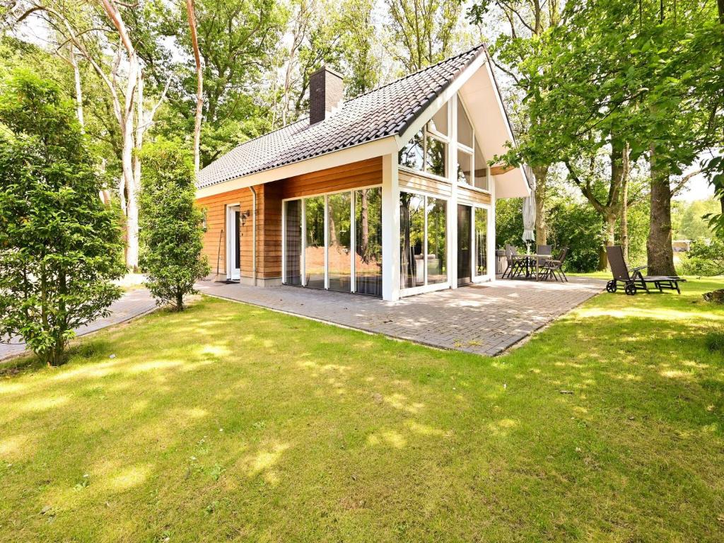 Beautiful Holiday Home in Reutum with Sauna - Tubbergen